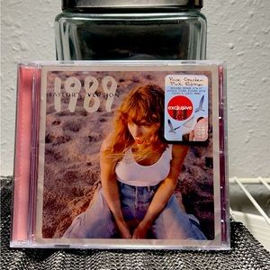 Taylor swift 1989 rose garden pink edition
